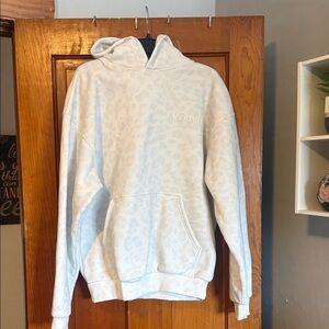 Relaxed Cream Snow Leopard Comfrt Hooded Sweatshirt